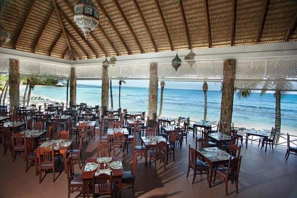Restaurant - Viva Wyndham Dominicus Beach - All Inclusive Resort - La Romana